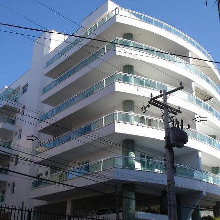 Apartamento Acolhedor Na Praia Do Forte カボ・フリオ エクステリア 写真
